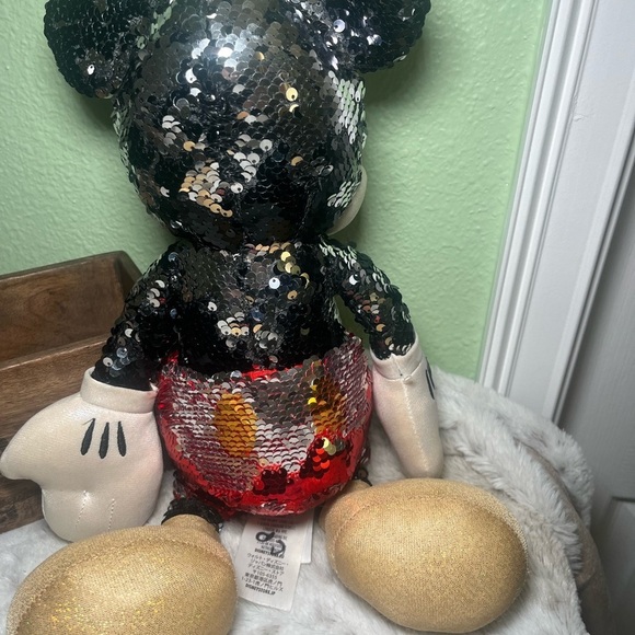 Mickey Mouse Reversible Sequin Plush – Small – 15'' – Special Edition. - Picture 7 of 13